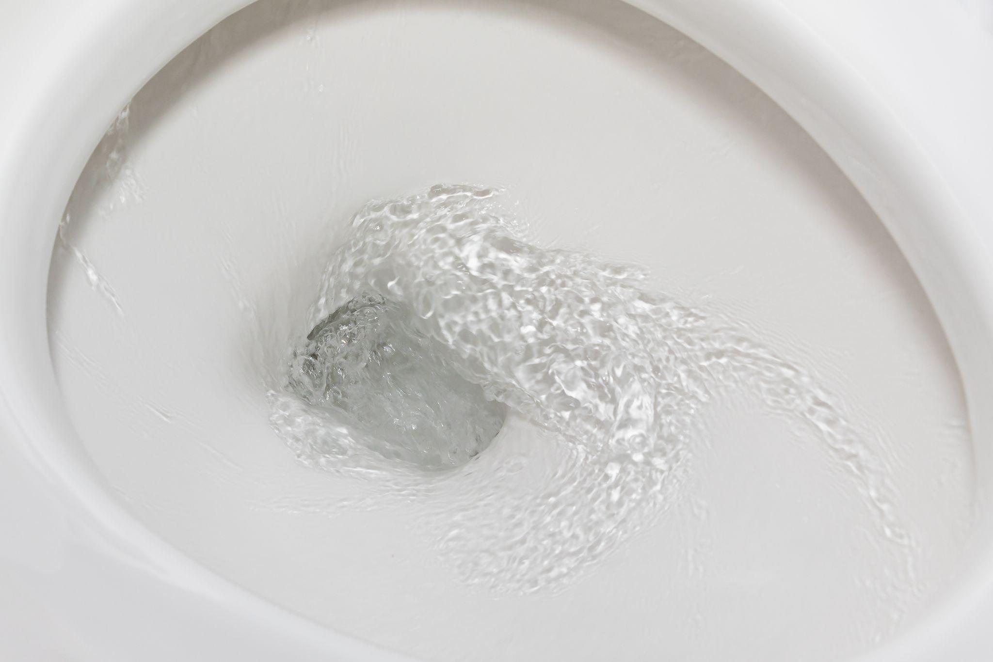 Toilet water flushing